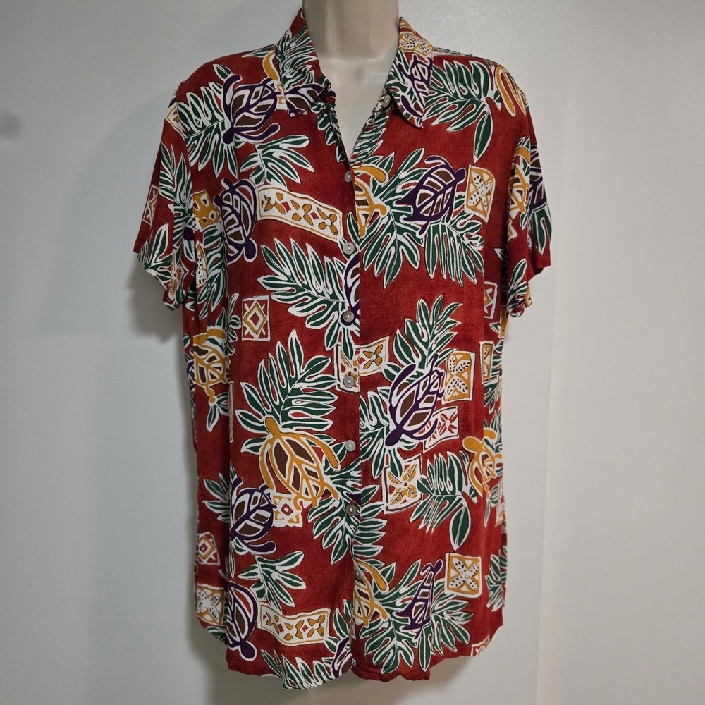 Chicos Design  Size 1 (M) Red  Hawaiian‎ Print Blouse Floral Turtles Side Slits